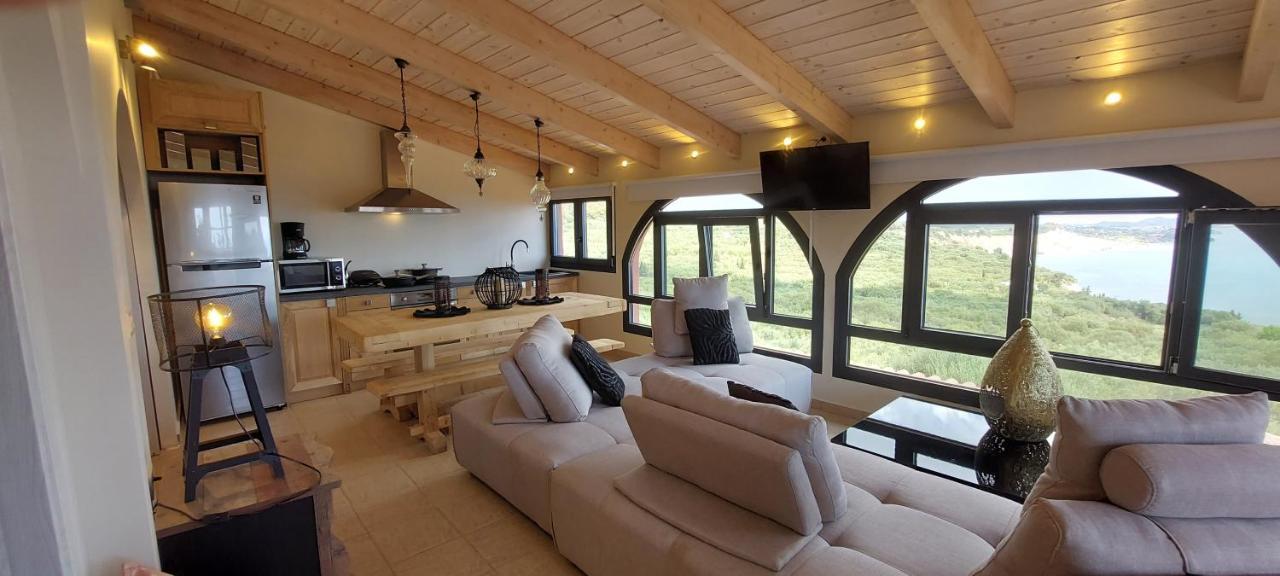 Athenea Villas, Private Pools & Gardens Керион