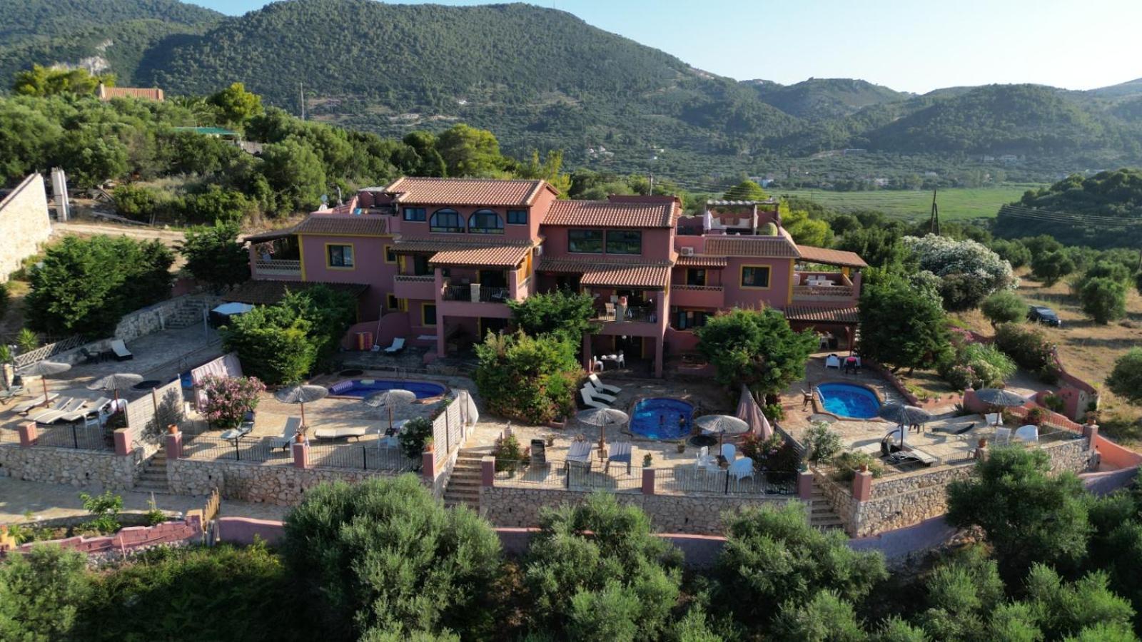 Athenea Villas, Private Pools & Gardens Вилла