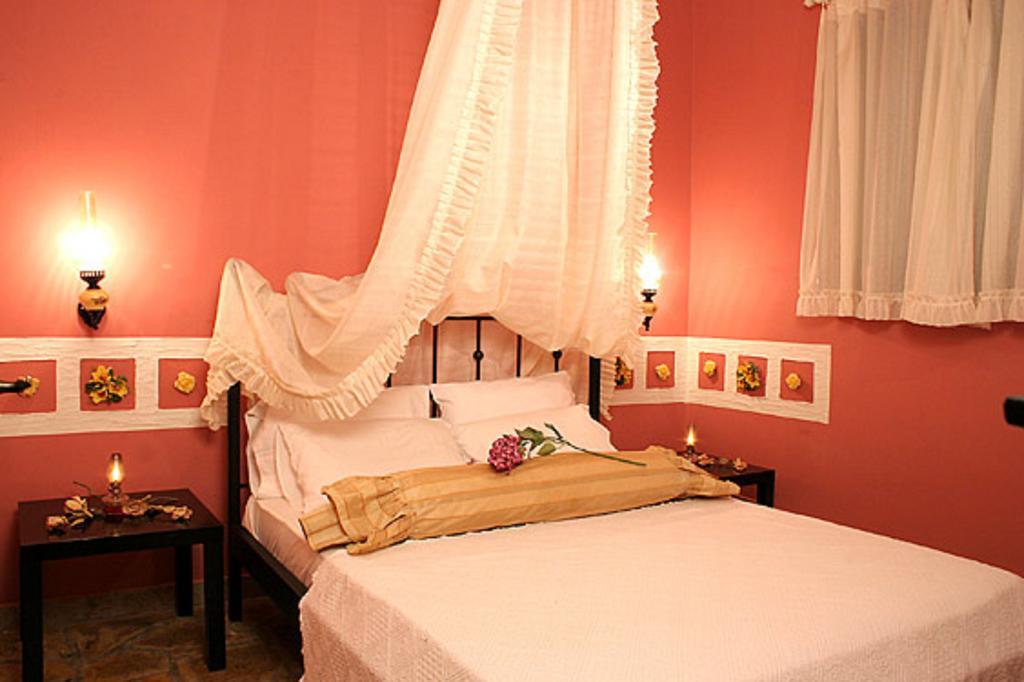 Вилла Athenea Villas, Private Pools & Gardens *