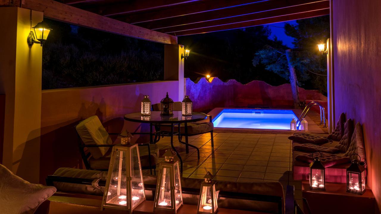 Villa Athenea Villas, Private Pools & Gardens Keri