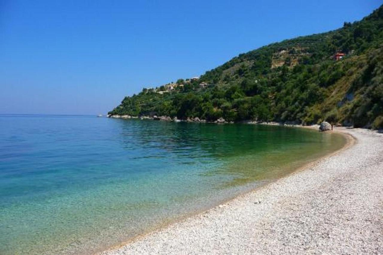 Villa Athenea Villas, Private Pools & Gardens Keri